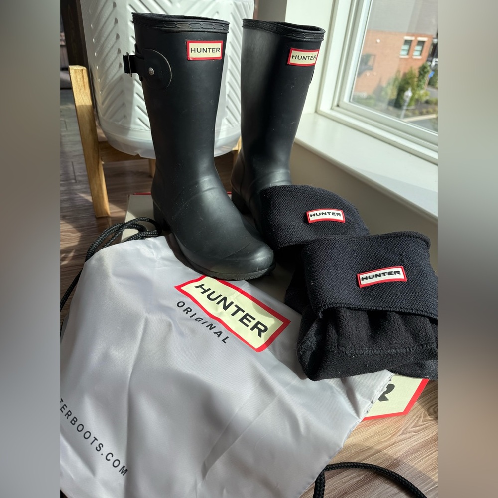 Hunter Black Winter & Rain Boots - Picture 3 of 10
